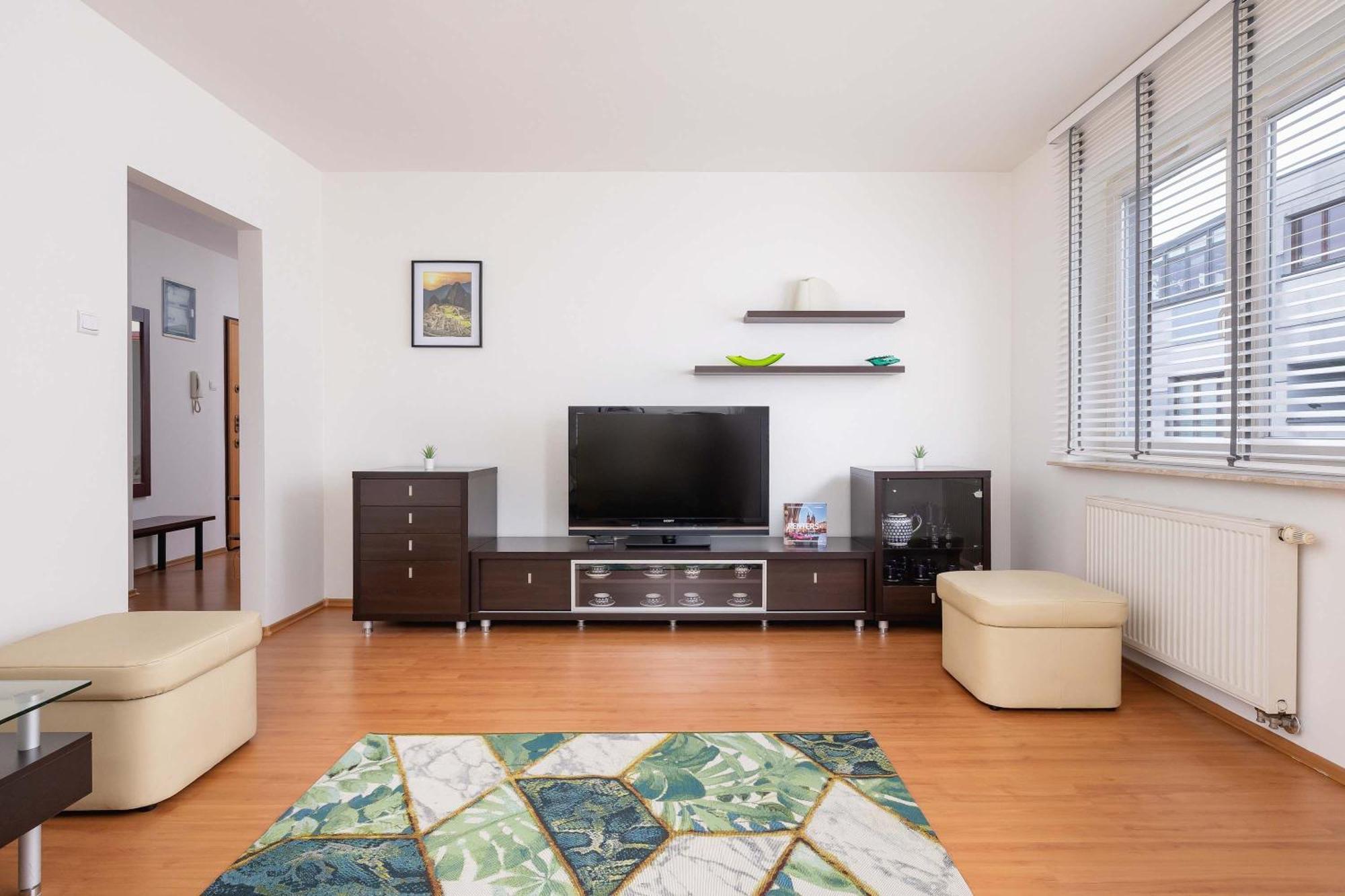 Bright Near Ice With Air Conditioning And Parking By Renters * Kraków
